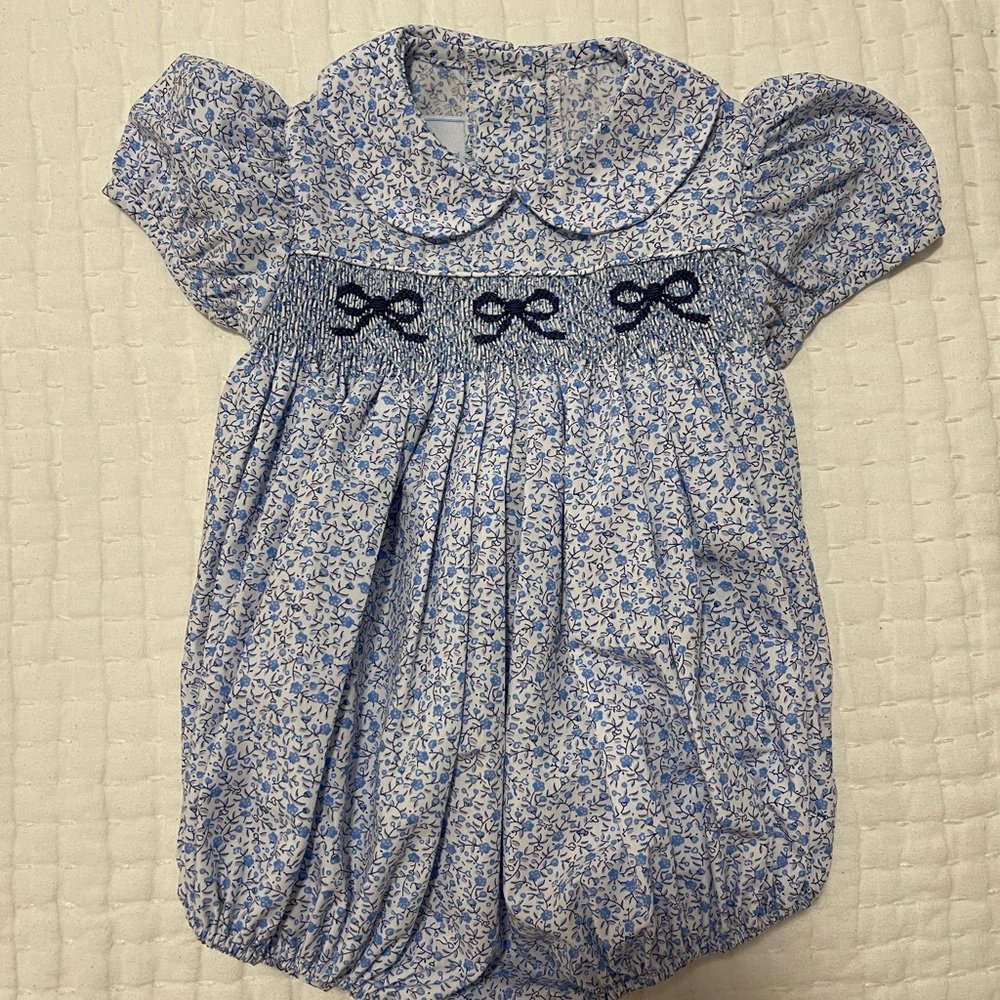 NWT 9M Little English- Smocked Peter Pan Bubble